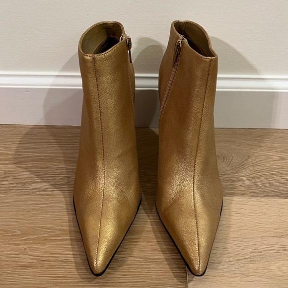 Colin Stuart Gold Metallic Ankle Boot Size 8 - Picture 6 of 9